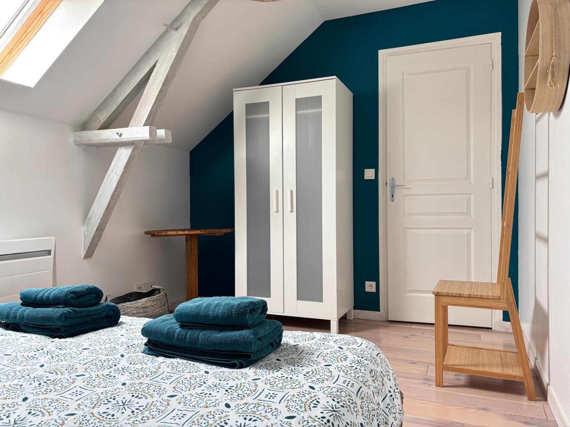 Le So Wild, Maison Avec Jardin Clos, Terrasse Amenagee, 5 Mn A Pied Commerce, Terrain De Tennis, A 800 M De La Plage D'Omaha Beach Jeux Arcade, Jouets, Materiel Jeunes Enfants Enfants, Table Ping-Pong Vierville-sur-Mer Luaran gambar