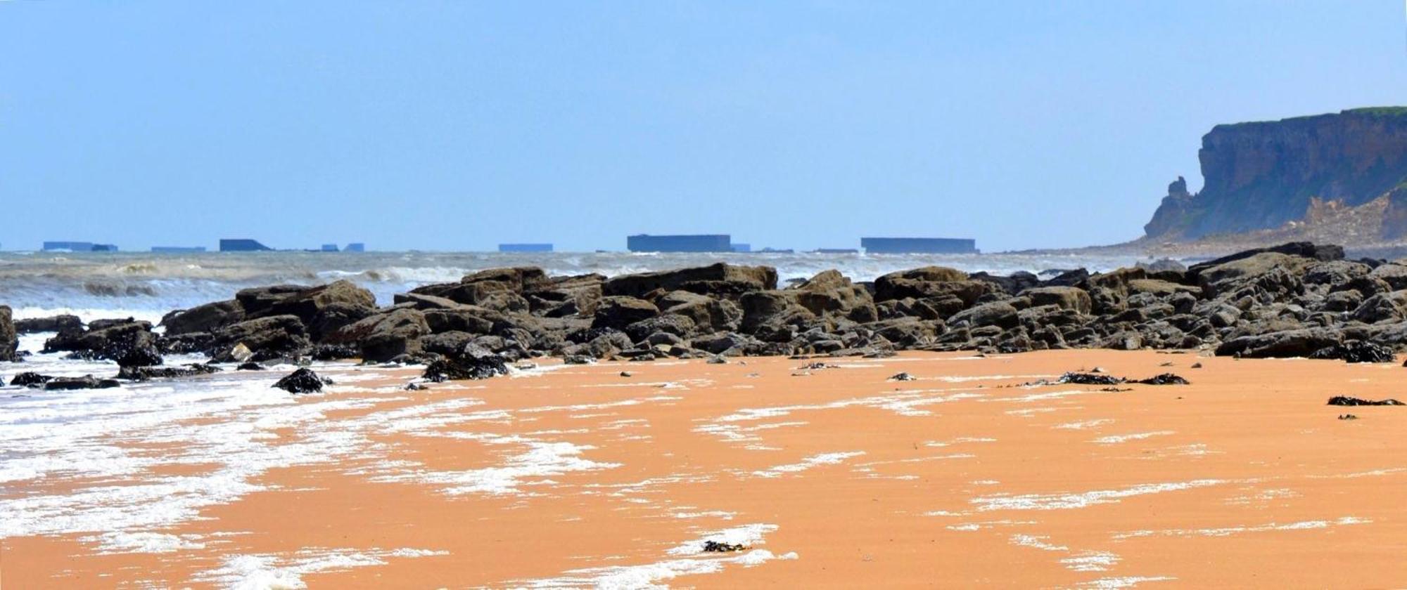 Le So Wild, Maison Avec Jardin Clos, Terrasse Amenagee, 5 Mn A Pied Commerce, Terrain De Tennis, A 800 M De La Plage D'Omaha Beach Jeux Arcade, Jouets, Materiel Jeunes Enfants Enfants, Table Ping-Pong Vierville-sur-Mer Luaran gambar