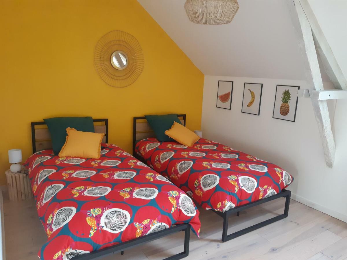 Le So Wild, Maison Avec Jardin Clos, Terrasse Amenagee, 5 Mn A Pied Commerce, Terrain De Tennis, A 800 M De La Plage D'Omaha Beach Jeux Arcade, Jouets, Materiel Jeunes Enfants Enfants, Table Ping-Pong Vierville-sur-Mer Luaran gambar